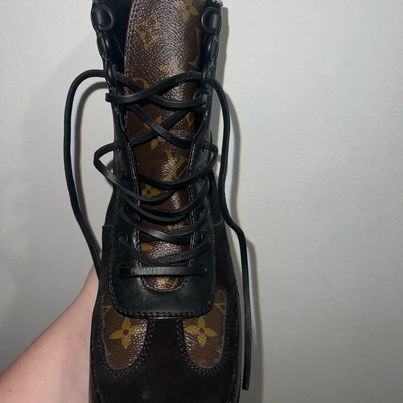 Louis Vuitton Laureate Platform Desert Boot - Picture 9 of 15